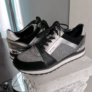 EUC Michael Kors Billie trainer sneakers. Sz. 8.5